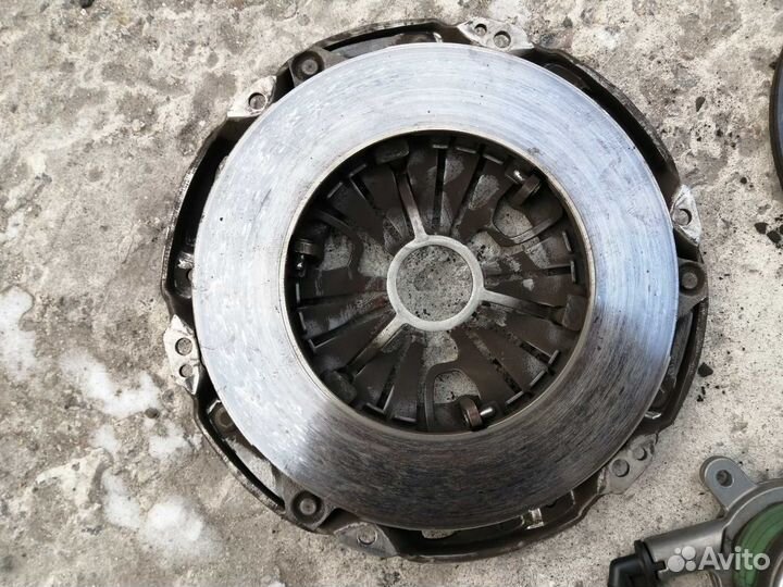 Сцепление Мерседес Спринтер 906 Ом 651 диск корзин