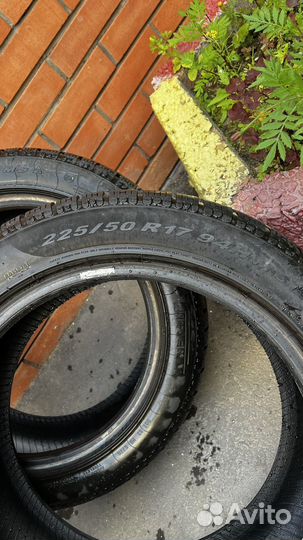 Pirelli Winter Sottozero 210 225/50 R17 94H