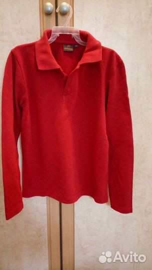Кофта красная