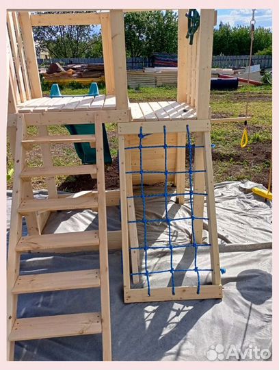 Детская деревянная площадка