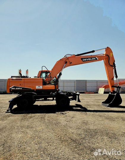 Колёсный экскаватор Develon DX210W-7B, 2024