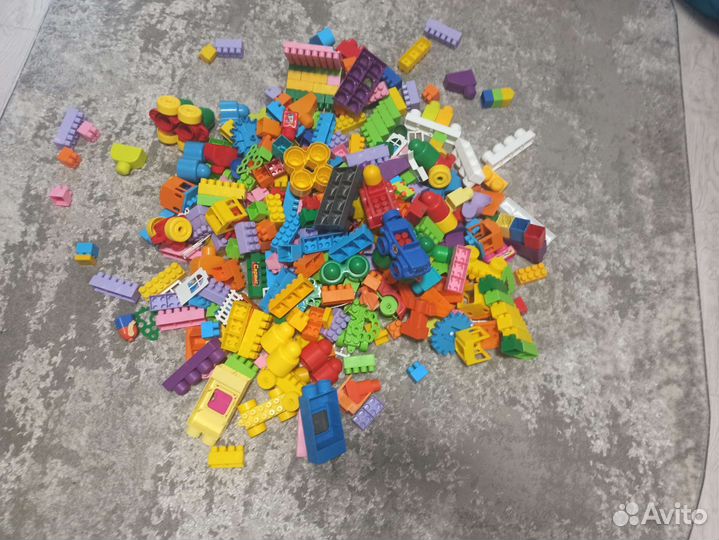 Конструктор bauer (350 деталей), колобок и шарики