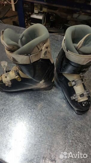 Горные ботинки