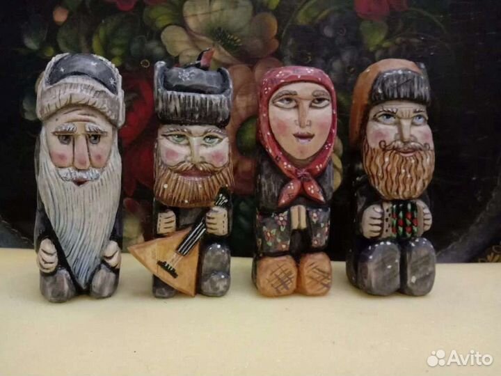 Фигуры из дерева