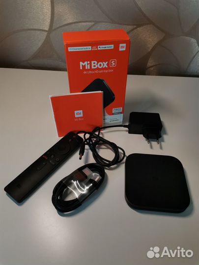 Тв-приставка Xiaomi Mi BoxS