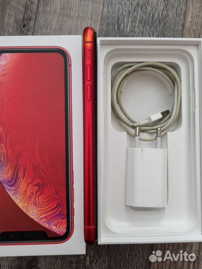 iPhone Xr, 64 ГБ