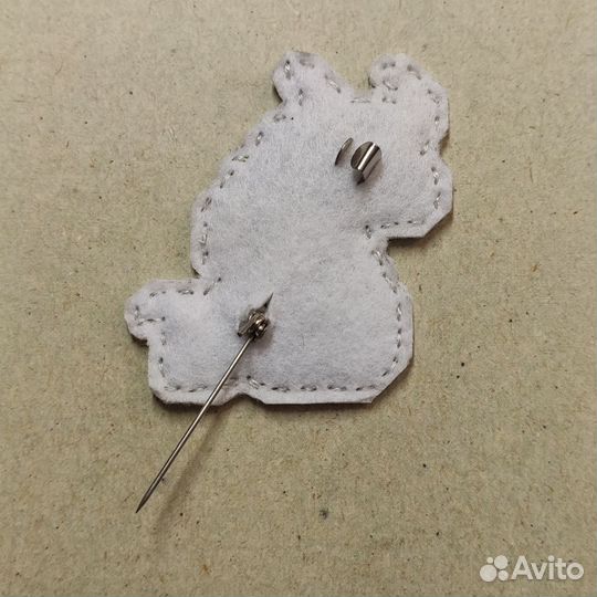 Значок (вышивка) 