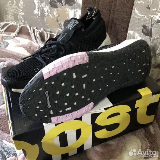 Кроссовки adidas