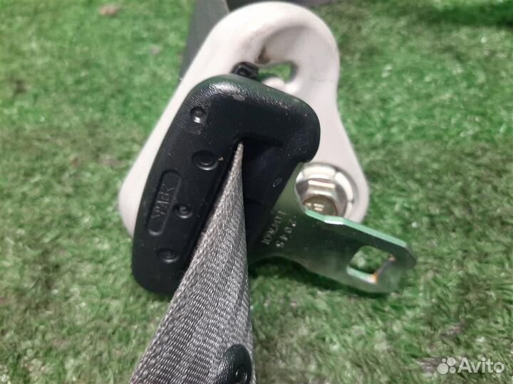 Ремень безопасности передний правый Subaru Forest