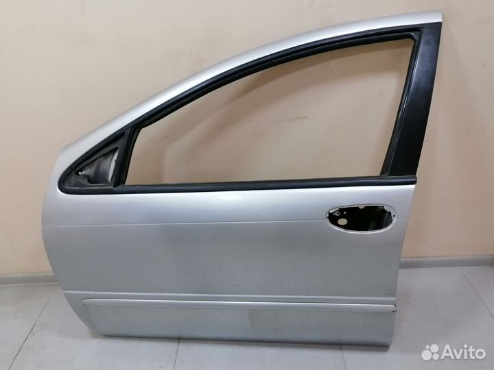 Дверь передняя левая Chrysler Concorde 1998-2004