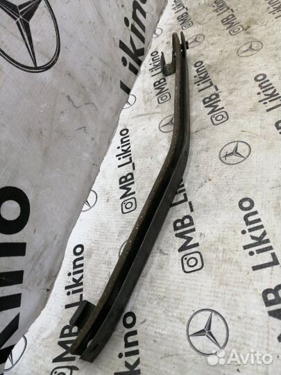 Кронштейн шумоизоляции двигателя Mercedes Cl W215