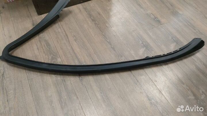 Накладка двери передняя правая Bmw 750Lix F02 N63