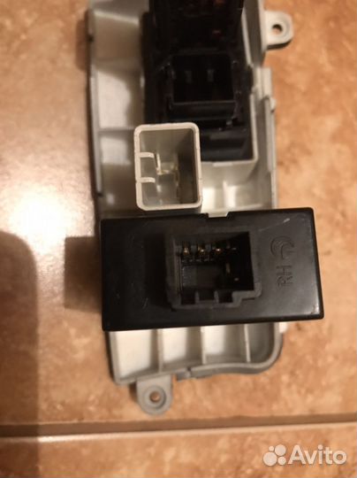 Блок эл.корректора света и ESP KIA Ceed-1