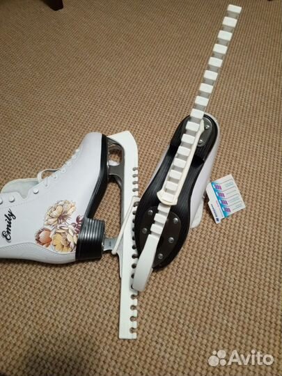 Коньки фигурные 36 размер новые