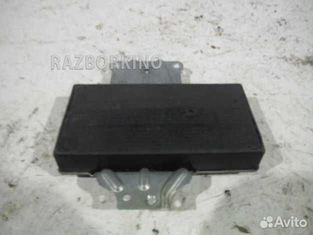 Подушка безопасности в дверь переднюю