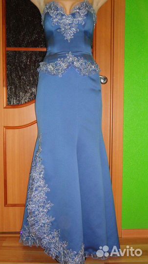 Вечернее платье