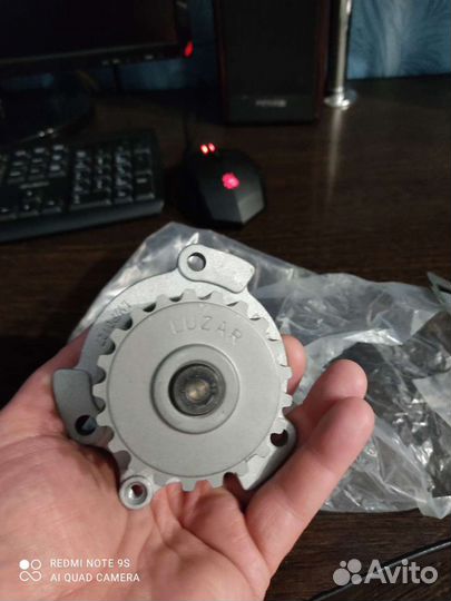 Продам водяной насос