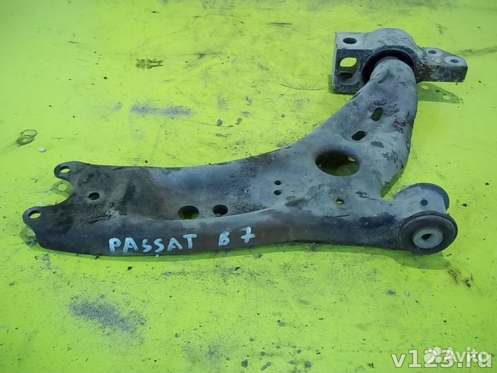 Рычаг передний правый нижний Volkswagen Passat B7