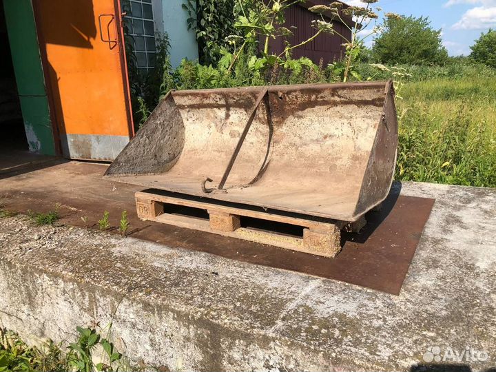 Продам ковш для трактора