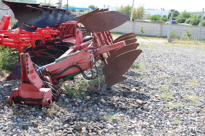 Плуг Unia VIS 5+1, 2014