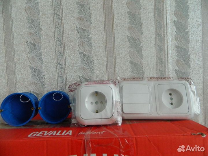 Розетки и подрозетники