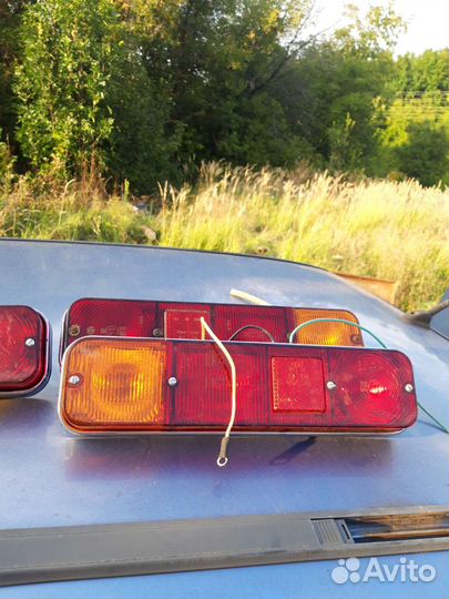 Фары на масквич новые запчасти