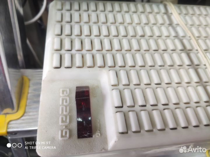 Стабилизатор напряжения 