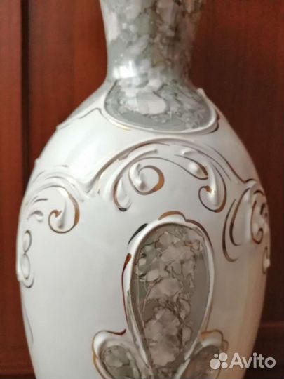 Ваза, фаянс