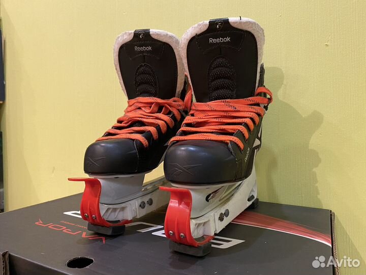 Коньки хоккейные 35 размер