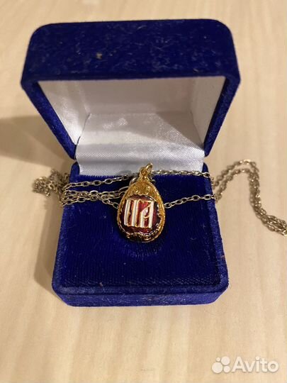 Яйцо с монограммой Патриарха Алексия II