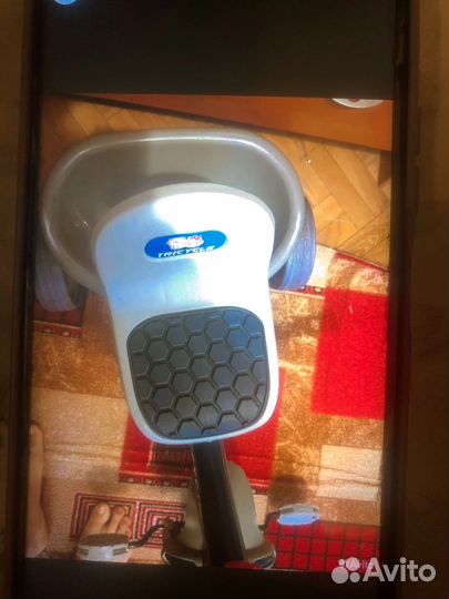 Беговел трехколесный