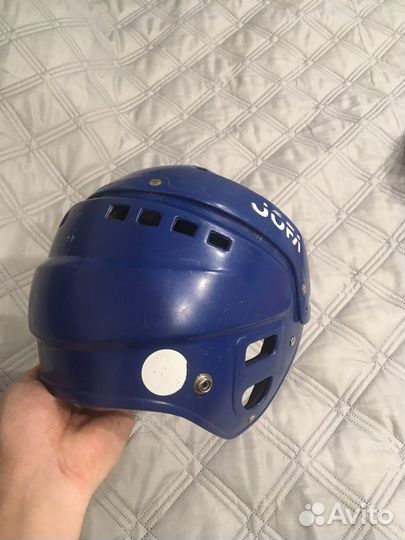 Шлем для хоккея с мячом