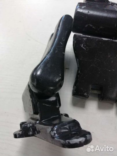 Кронштейн зеркала с/о Газель