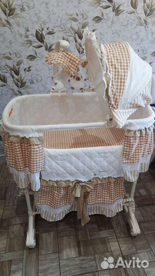 Детская кроватка -колыбель