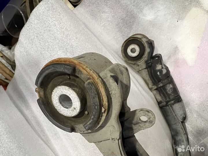 Рычаги все для tesla Model3 1044326-00-J