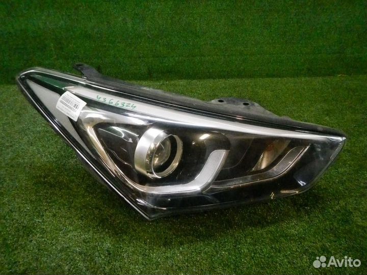 Фара правая Hyundai Santa Fe