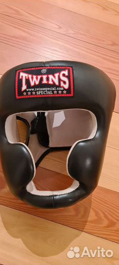 Боксерский шлем