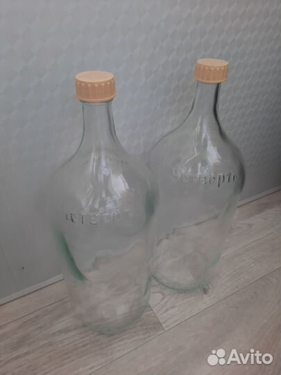 Бутылка четверть