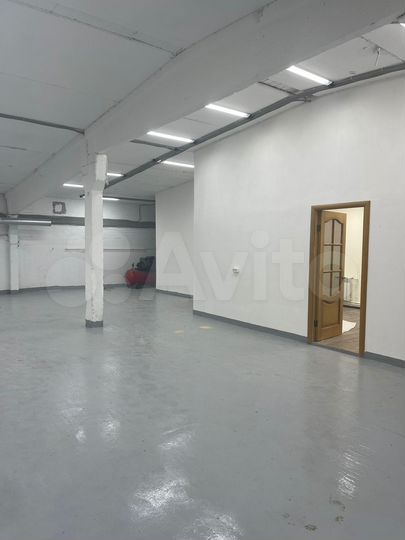 Свободного назначения, 300 м²