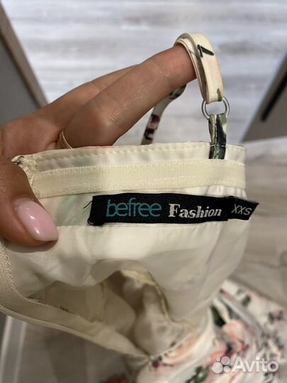 Нарядное платье