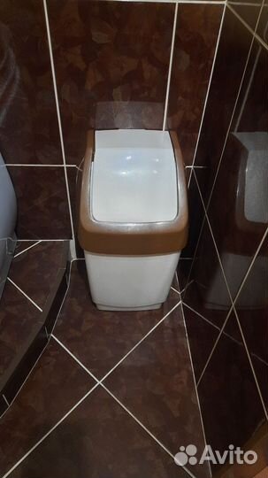 Контейнер напольный 12л