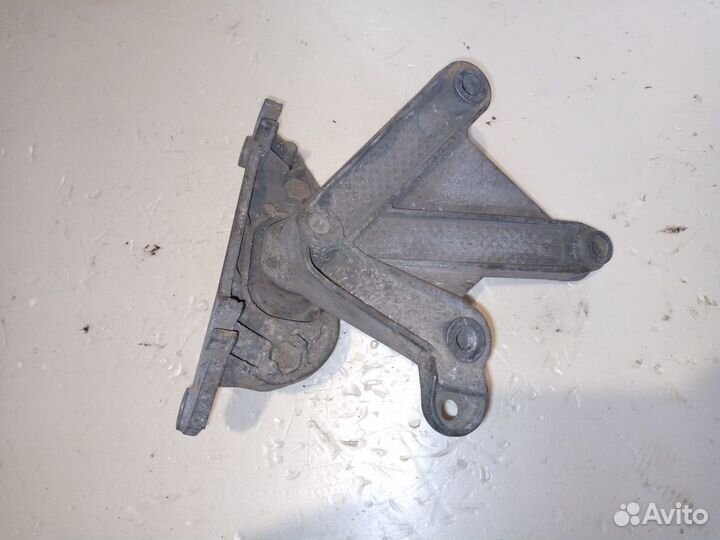 Подушка МКПП Renault Logan