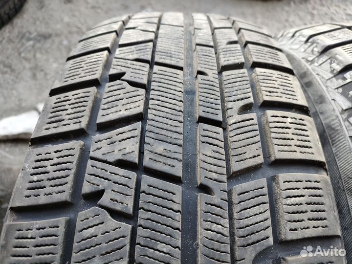 Yokohama Ice Guard IG50 215/65 R16