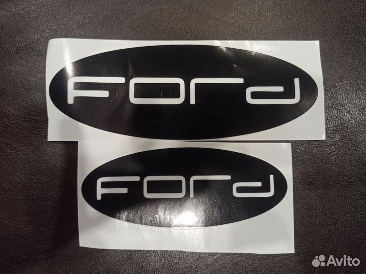 Наклейка на эмблему Ford Focus 3