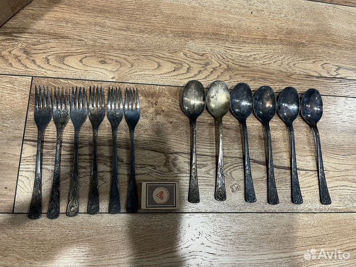 Набор мельхиоровых столовых приборов СССР
