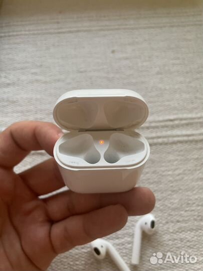 Оригинальные беспроводные наушники apple airpods