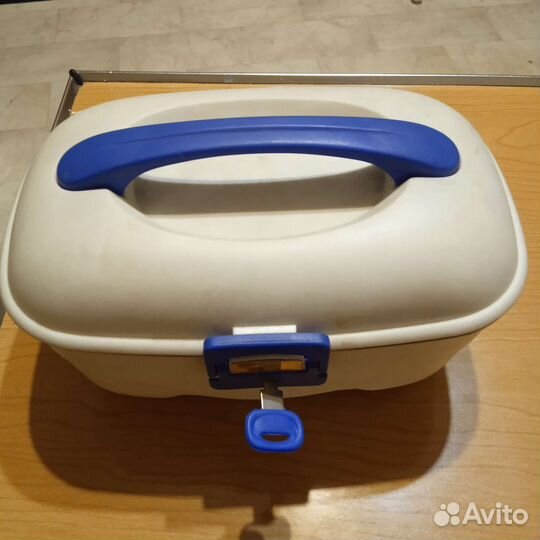 Шкатулка с зеркалом для косметики, бижутерии