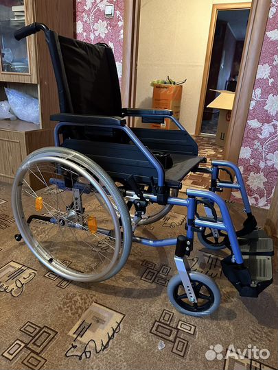 Коляска инвалидная уличная