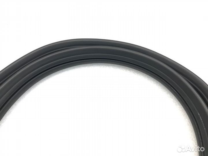 Уплотнитель двери задний правый Nissan Qashqai 1.6