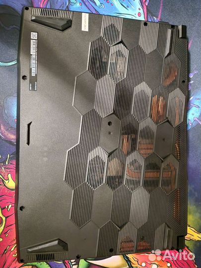 Игровой ноутбук MSI GF66 Katana